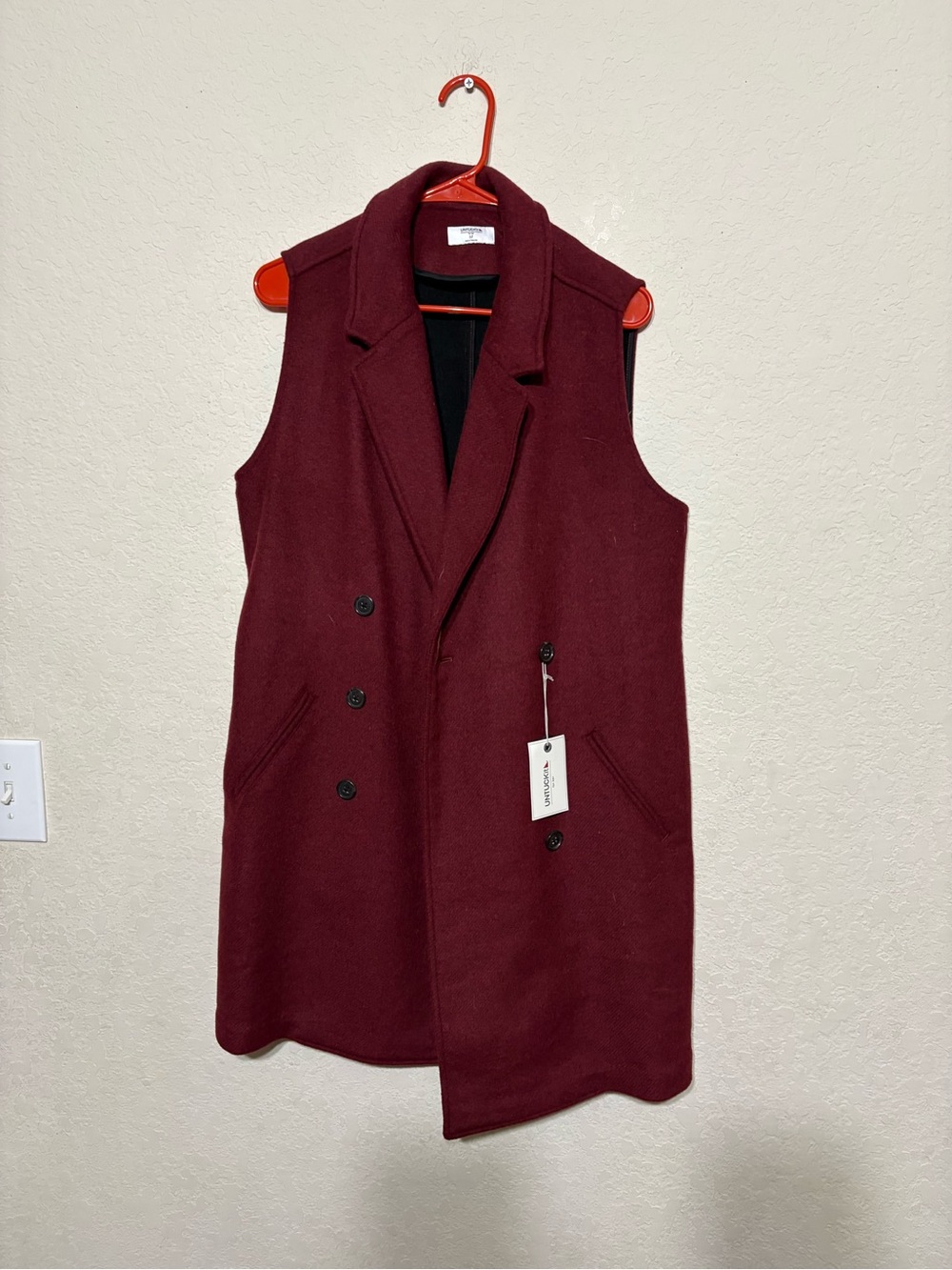UNTUCKit Sleeveless Double-Breasted Vest - Burgundy